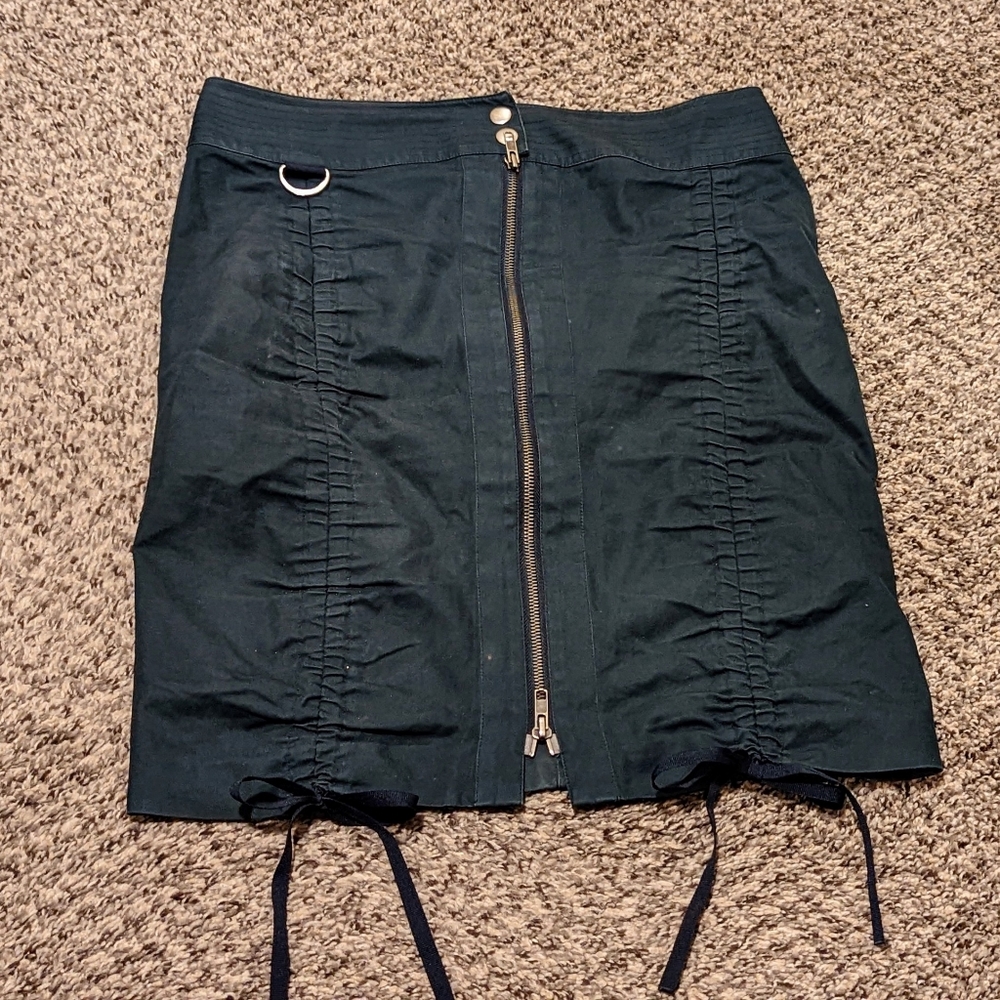 BeBe Ruched Zipper Pencil Skirt Size 4